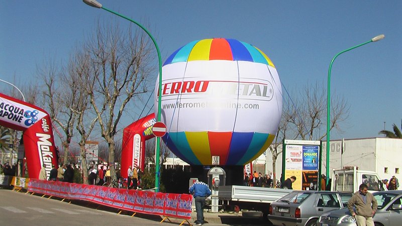 Azzera il costo del noleggio del gonfiabile. Scopri come......