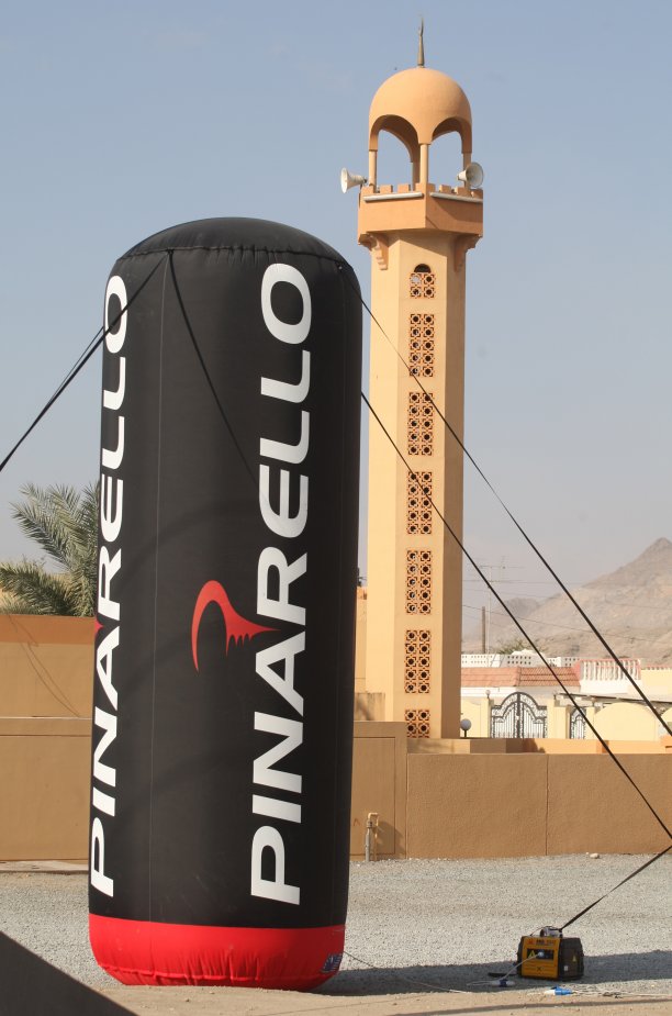 diametro arco gonfiabile m. 1,3 luce base m. 6,40 altezza m. 4,00
