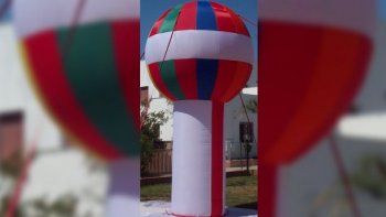 mongolfiera snoopy  diametro 2,5 h m. 5